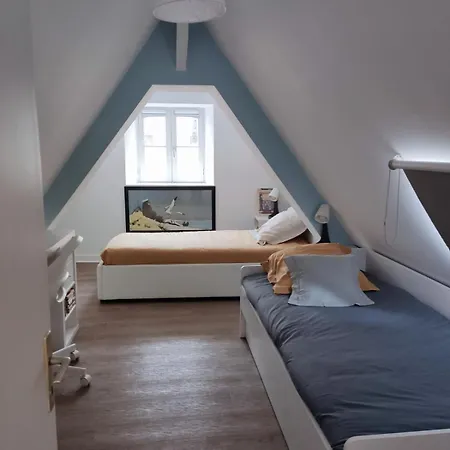 Duplex En Centre-ville Apartment Morlaix